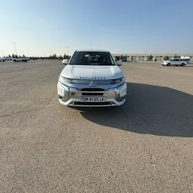 Mitsubishi Outlander 2022