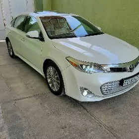 Toyota Avalon 2013
