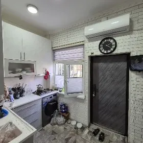 квартал 30 мкр 1эт 2ком