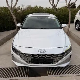 Hyundai Elantra 2021