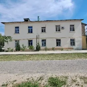 Бизмеин 3 комнаты 1 этаж