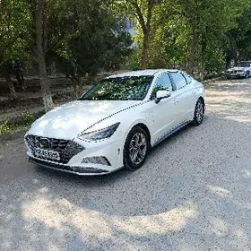 Hyundai Sonata 2022