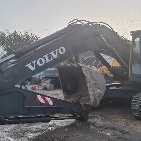 Volvo EC300 2017