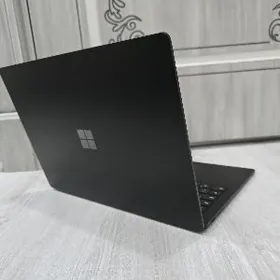 Micrasoft Surface Laptop 3