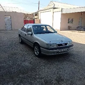 Opel Vectra 1989