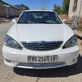 Toyota Camry 2003