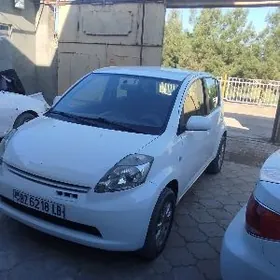Daihatsu Sirion 2008