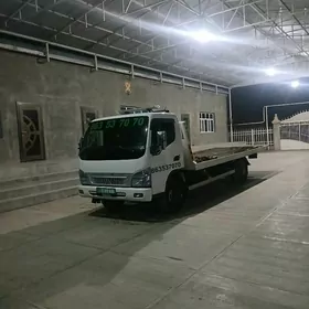 Mitsubishi Canter 2011