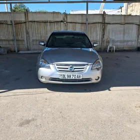 Nissan Altima 2002