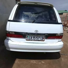 Toyota Previa 1991