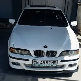 BMW E39 2003