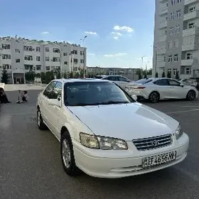 Toyota Camry 1997