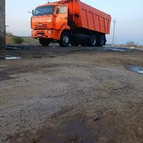 Kamaz 6520 2011