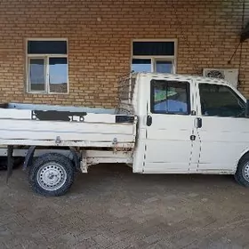 Volkswagen Transporter 2001