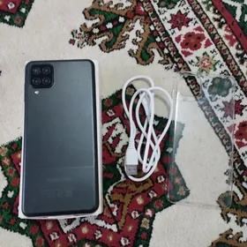 Samsung A12