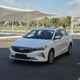 Geely Emgrand 2025