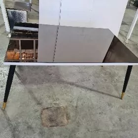 Žurnalny stol mebel