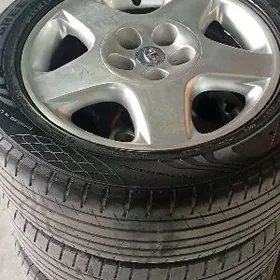 Infininti Disga Teker 17 lik