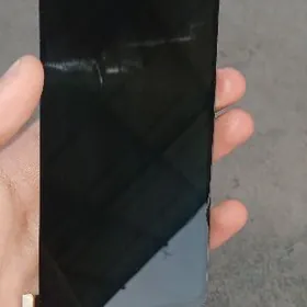 poco m4 pro çüýşesi