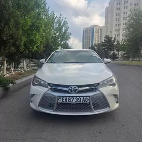 Toyota Camry 2017