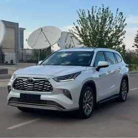 Toyota Highlander 2024