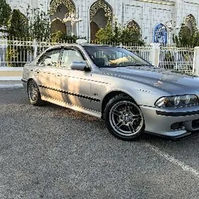 BMW E39 1999