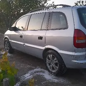 Opel Zafira 2003