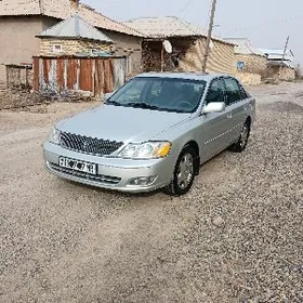 Toyota Avalon 2001