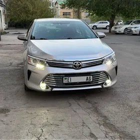 Toyota Camry 2015