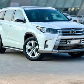 Toyota Highlander 2018