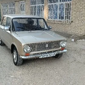 Lada 2103 1980