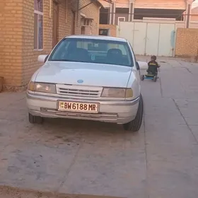 Opel Vectra 1990