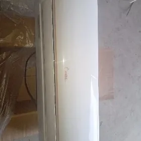 Kondisioner split GENERAL TURO