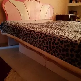 кровать в детскую