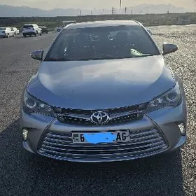 Toyota Camry 2016