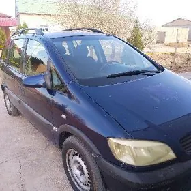 Opel Zafira 2000