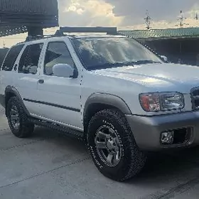 Nissan Pathfinder 2001