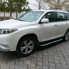Toyota Highlander 2011