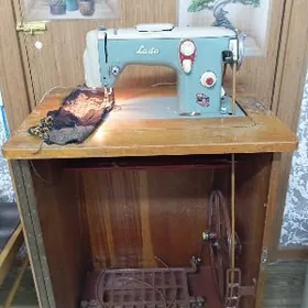 швейная машинка