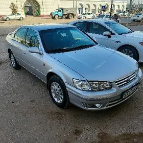 Toyota Camry 2000