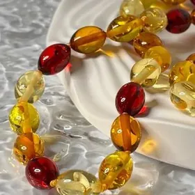 Янтарные бусы