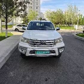 Toyota Hilux 2018