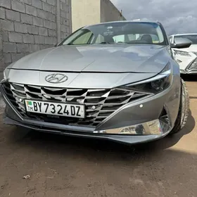 Hyundai Elantra 2021