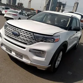 Ford Explorer 2021