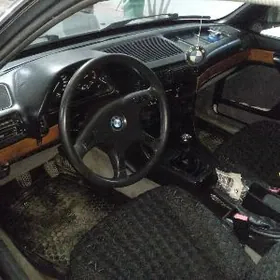 BMW 740 1989