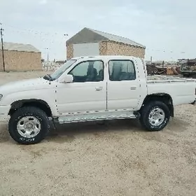 Toyota Hilux 1998