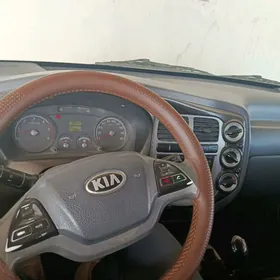 Kia Bongo 2014