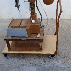 станок сверлильный