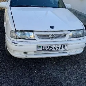 Opel Vectra 1992
