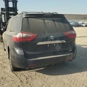 Angar Toyota Sienna 16/20 yyl